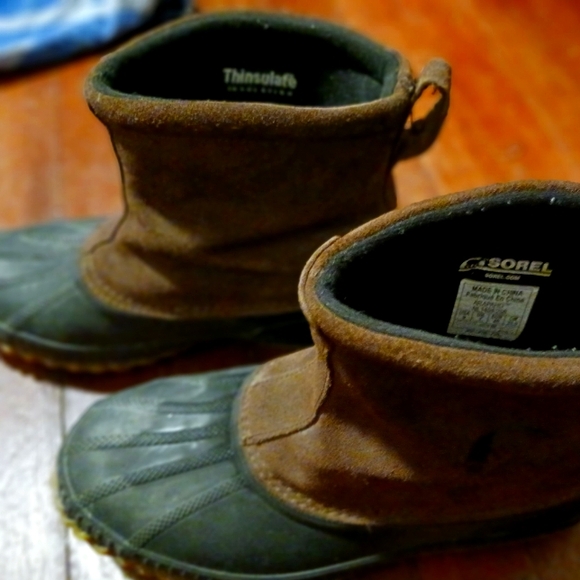 Sorel [Thinsulate] Arapaho Insulated and Waterproof Slip On Boots [mens] - Picture 1 of 6